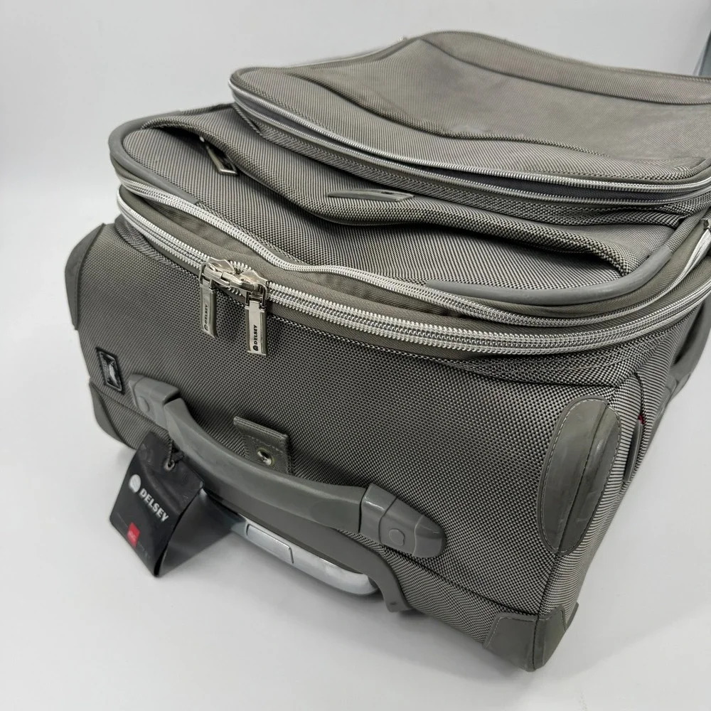 Delsey Carry On Luggage Charcoal Gray Softside Rolling Suitcase‎ 21 Inch Upright